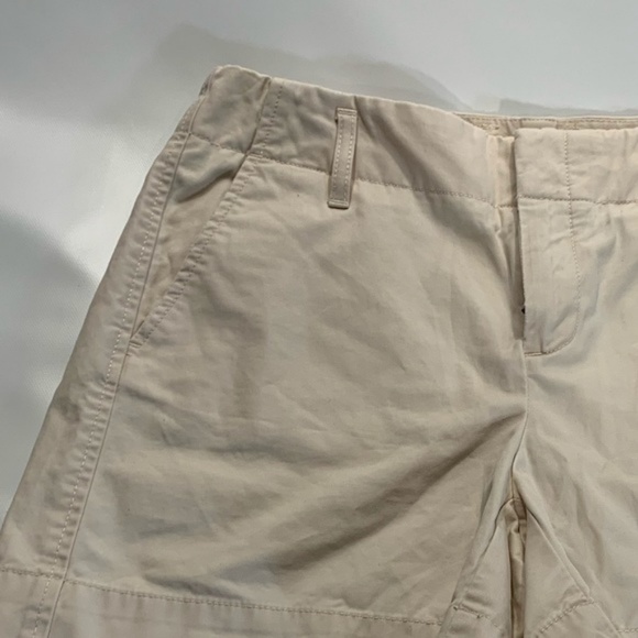 GAP | Chino Shorts Back Pockets Cream Beig… - Picture 5 of 8